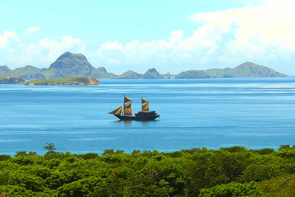 Alila Purnama - Cenderawasih Bay -Day 8