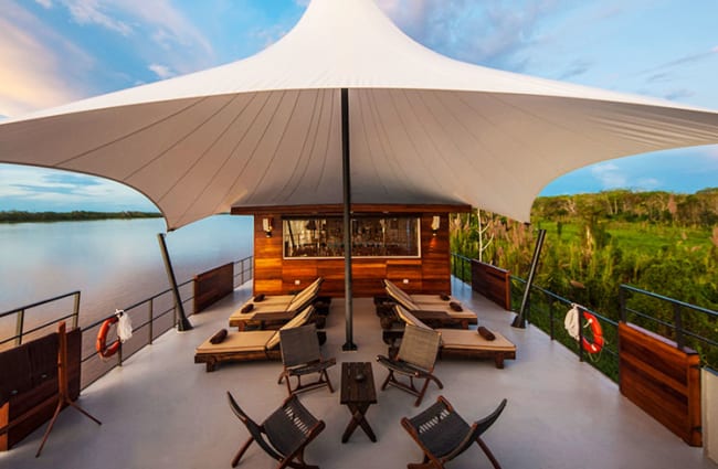 Outdoor Lounge Sitting Area