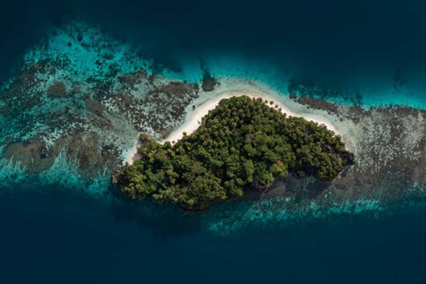 Mutiara Laut - North & South Raja Ampat: Misool, Waigeo, & Wayag - Day 10